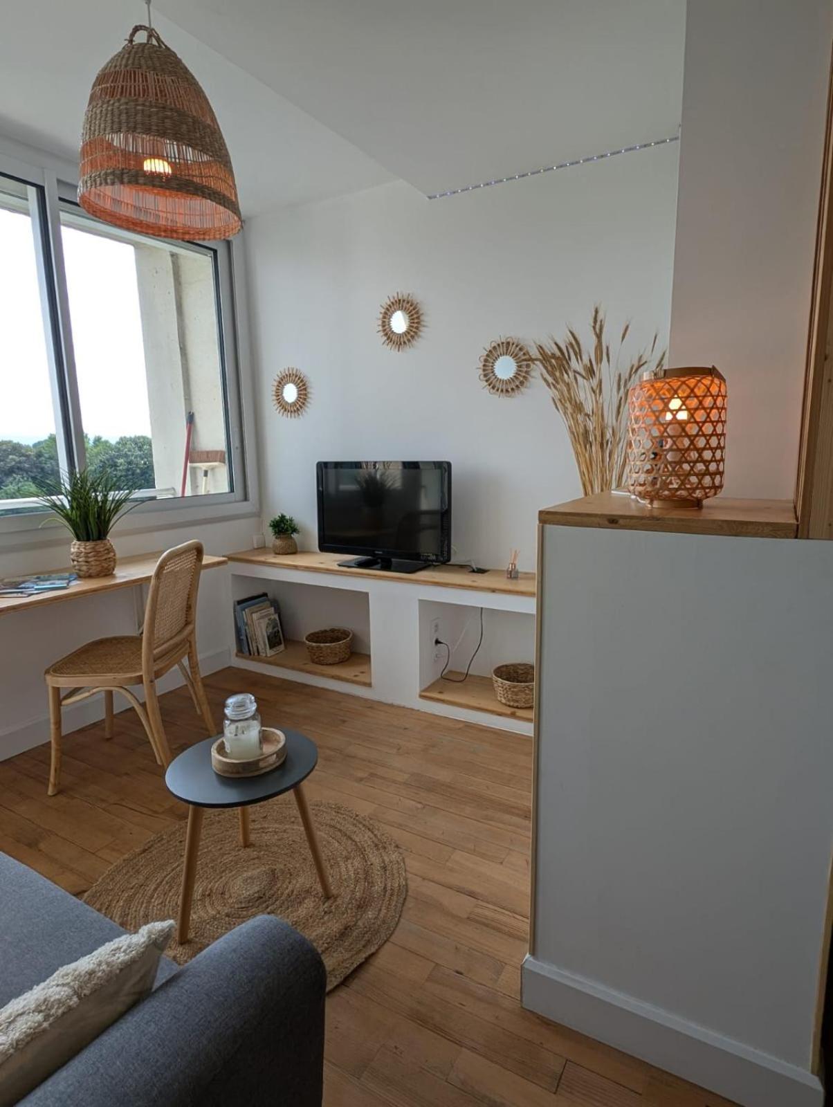 Studio De Charme Cosy Centre-Ville Tarbes Exterior foto