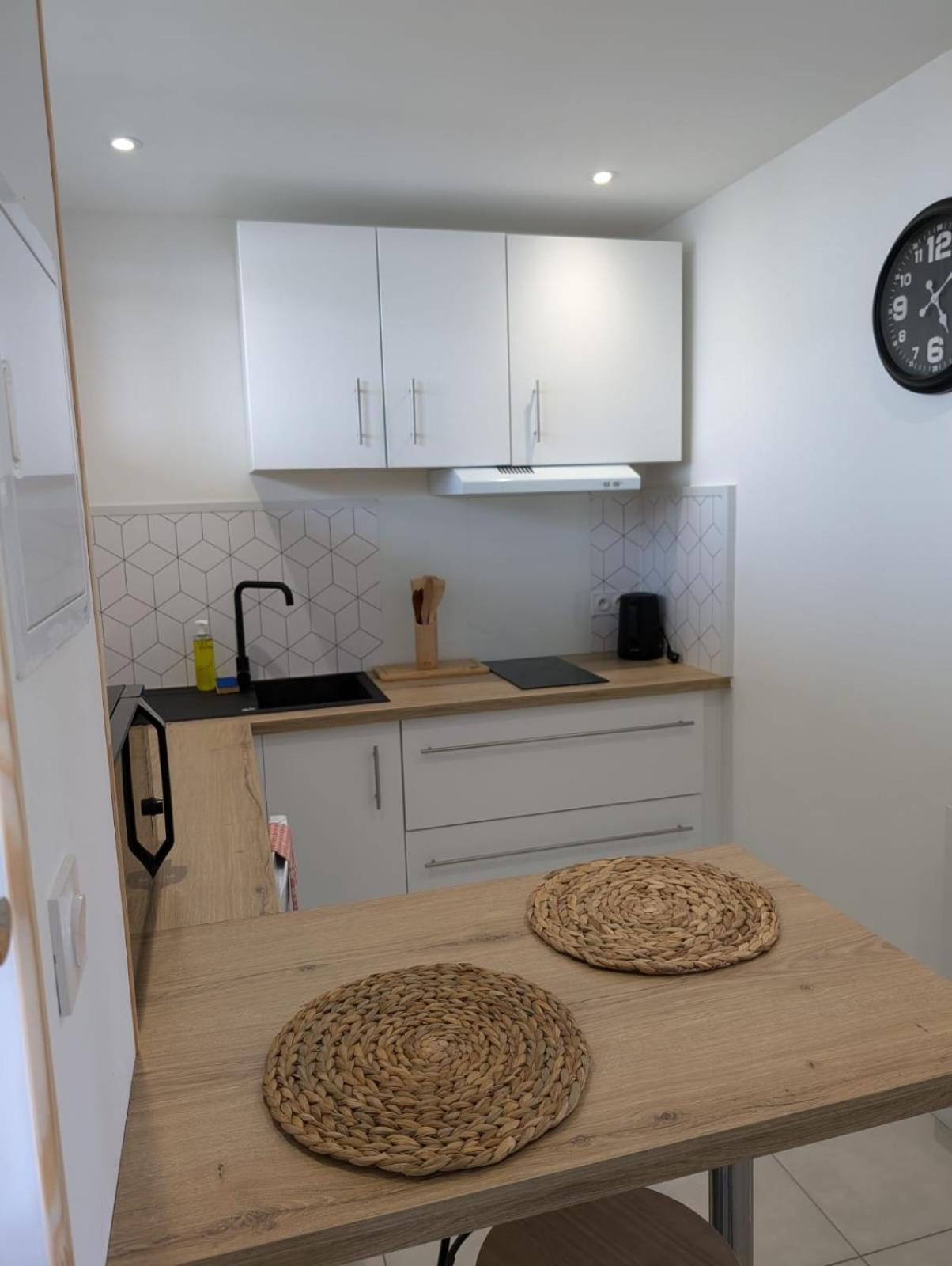 Studio De Charme Cosy Centre-Ville Tarbes Exterior foto